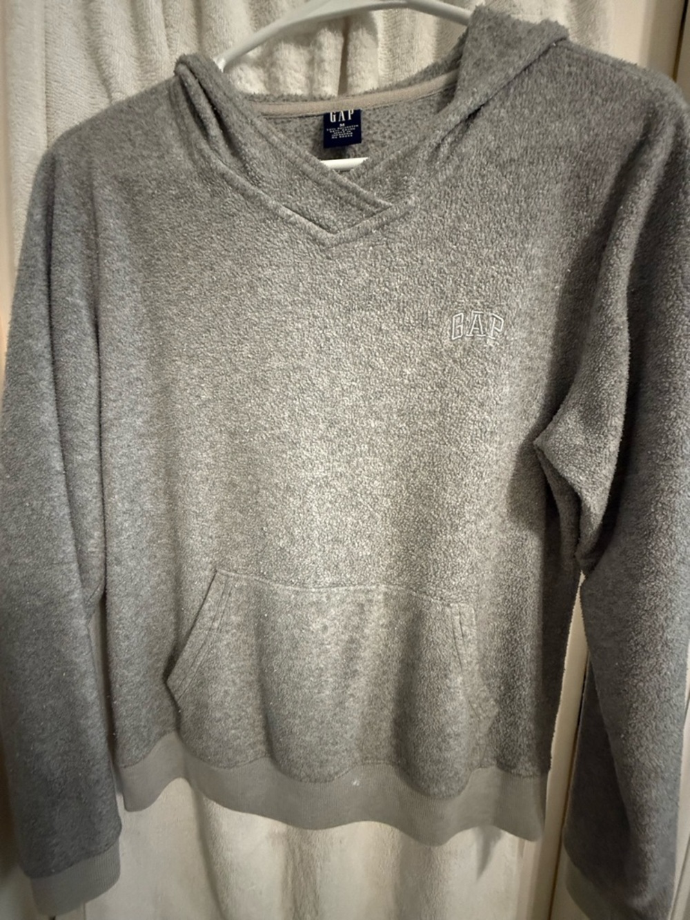 GAP Women’s Light Gray V-Neck Hoodie Sweater